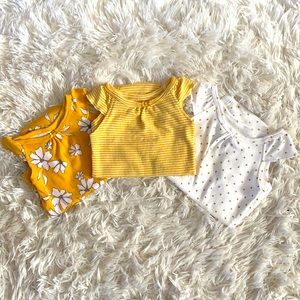 0-3 month Carter’s onesies! BUNDLE!